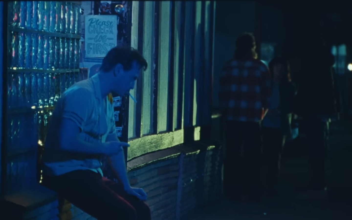 Synopsis frame 42